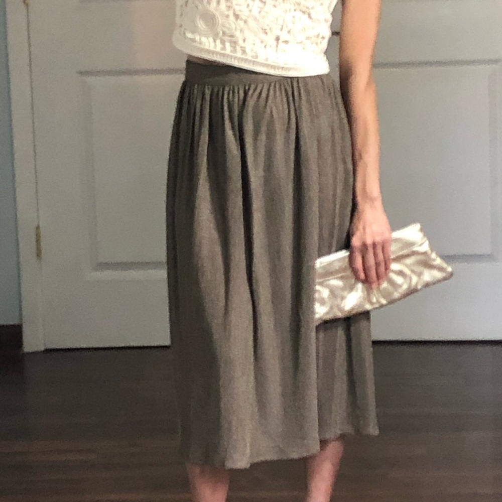 Gold tone made in Italy NWT skirt size XS